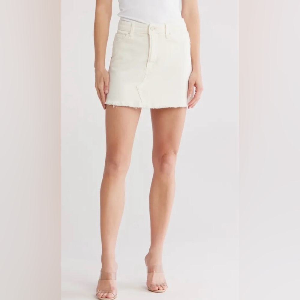 Good American Cream Mini Skirt